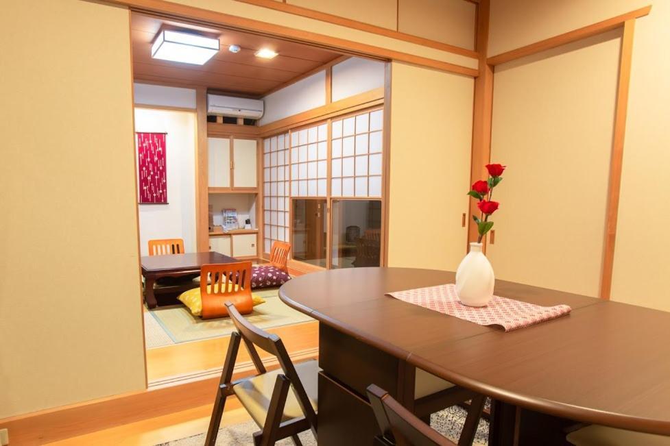 熱海の海が一望できる温泉付貸別荘 満月あじろ Mitsukiajiro Atami  Exterior foto