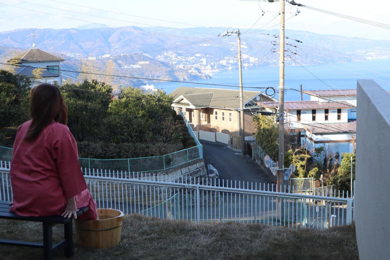 熱海の海が一望できる温泉付貸別荘 満月あじろ Mitsukiajiro Atami  Exterior foto